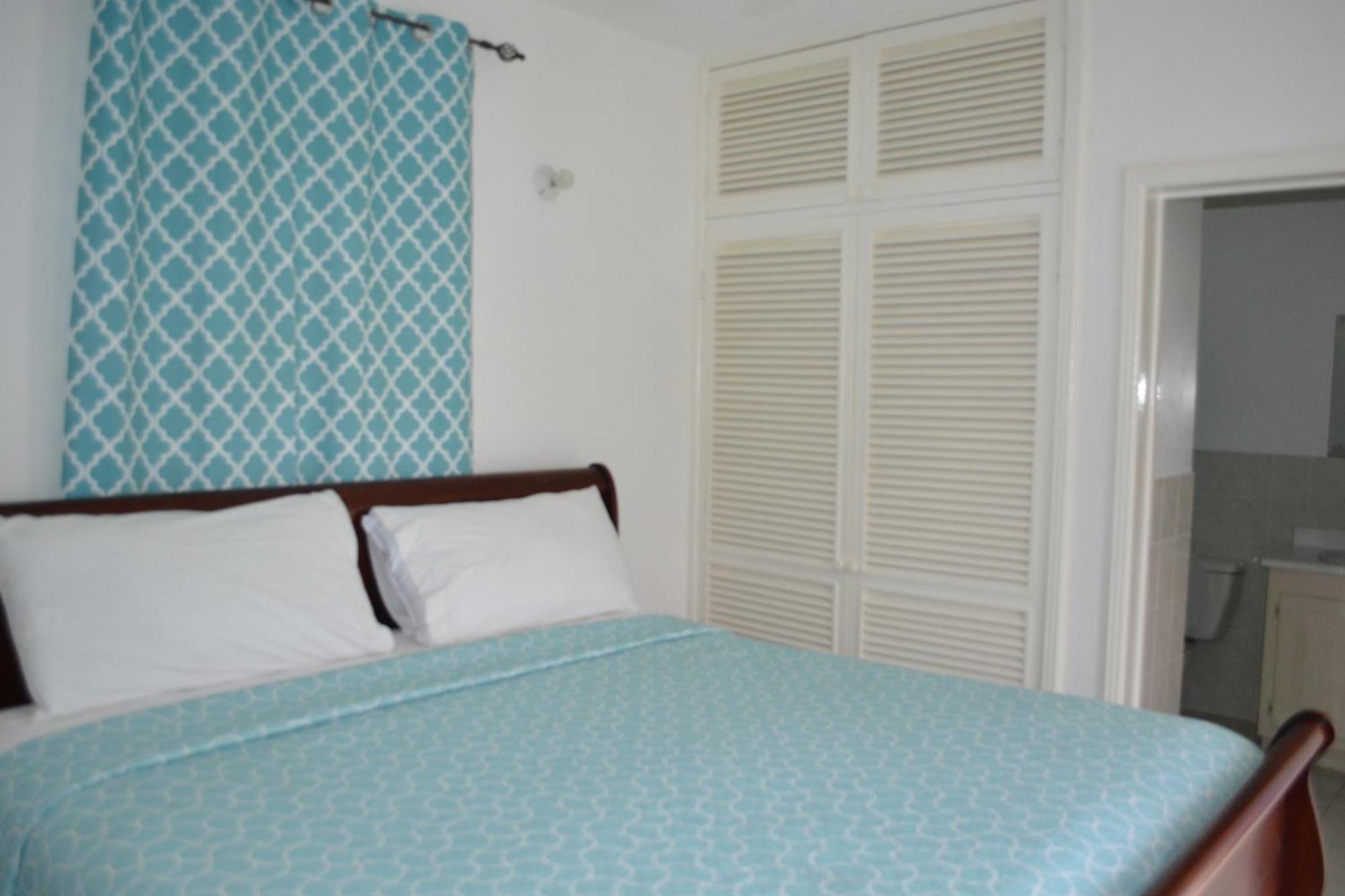 Sky Castles Apt H6 Ocho Rios Exterior photo